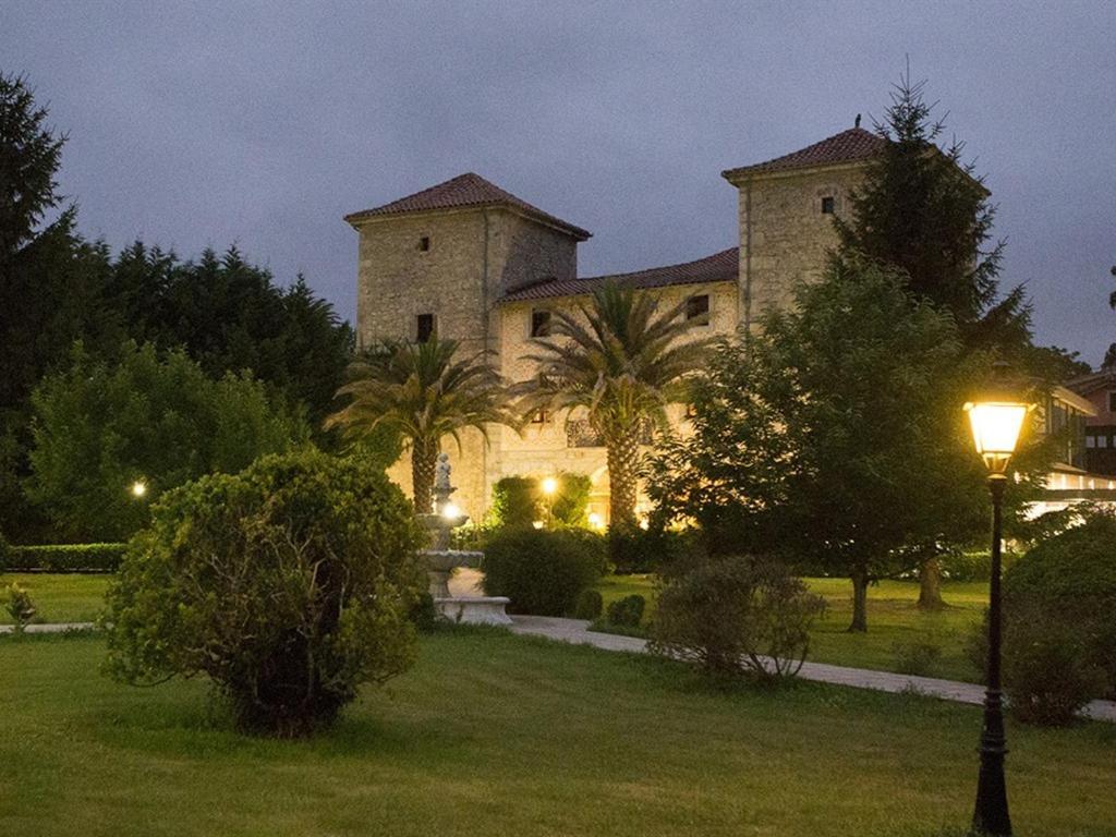 Akla Hotel Palacio Torre De Ruesga Calseca エクステリア 写真
