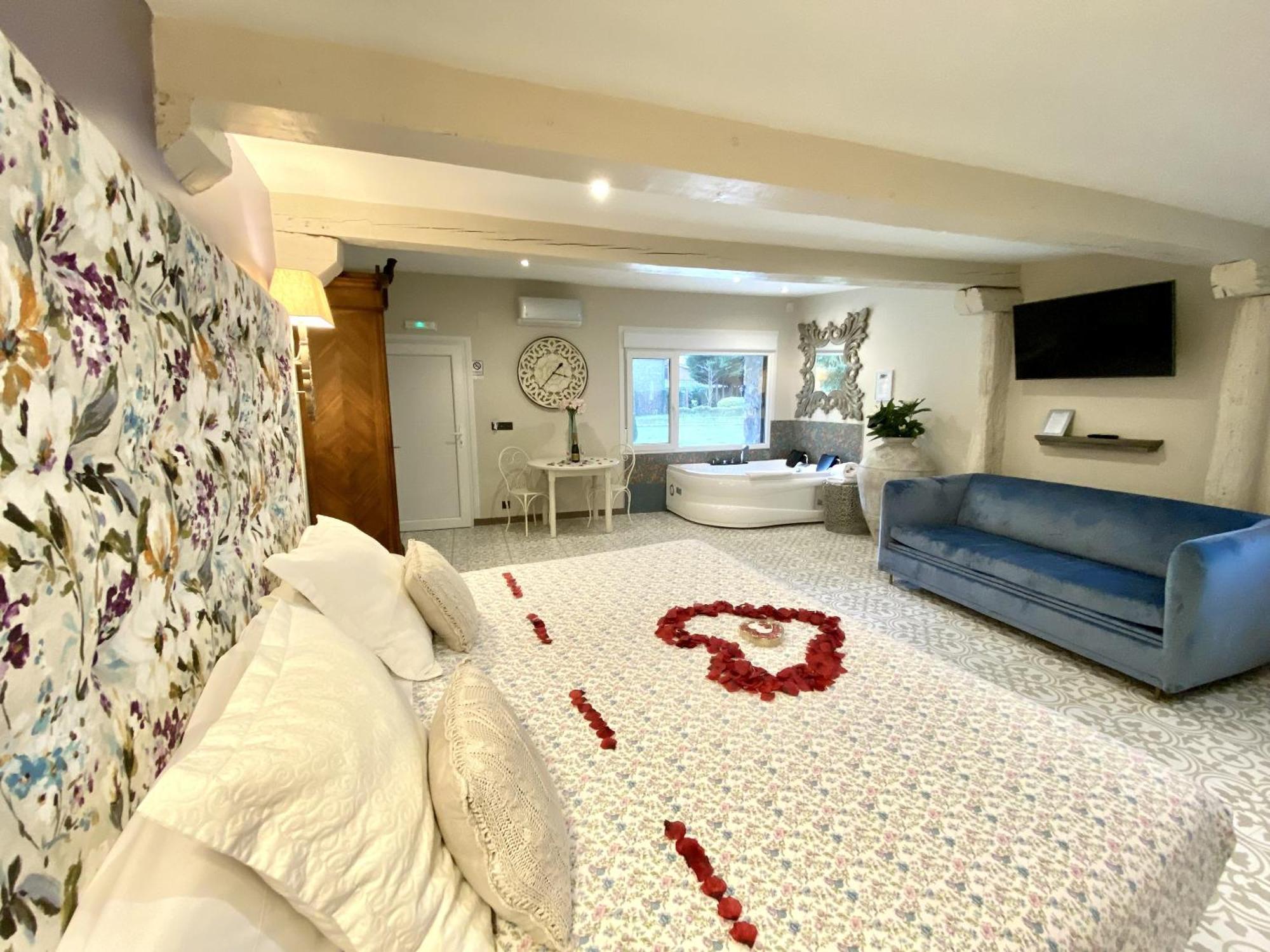 Akla Hotel Palacio Torre De Ruesga Calseca 部屋 写真